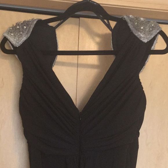 Issue New York Embellished Shoulder Holiday Dress - Picture 7 of 15